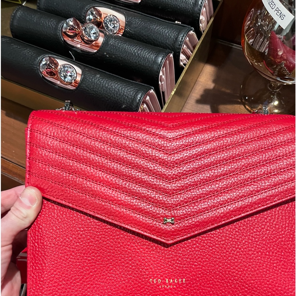 TED BAKER LONDON #luxe